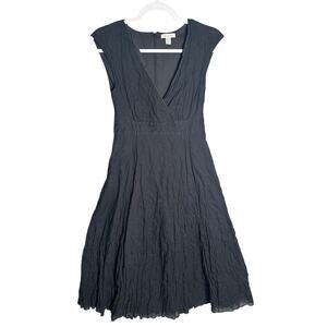 Garnet Hill Sz 2 Black Crinkle Fit & Flare Cap Surplice Midi‎ Dress Metallic